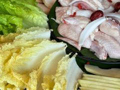 -雾山韩式烤肉·海南糟粕&椰子鸡火锅·海景餐厅(三亚绿发山海天JW万豪酒店)