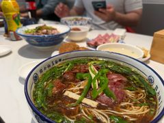 -镇南锅盖面馆(解放路店)