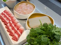 -海底捞火锅(高新活力城Villgae店)