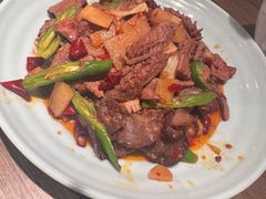 -肖四女乐山跷脚牛肉(滨江天街店)