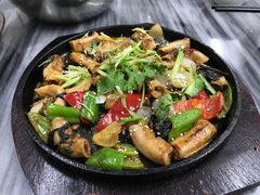 无骨鸭掌-新会鲜蚝鸡煲(新会总店)