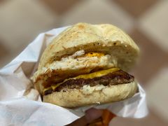 猪柳蛋麦芬-JPG canteen(广州寺右公馆店)