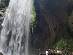 -龙水峡地缝景区