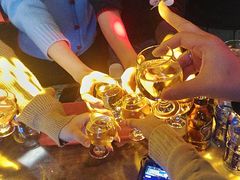 -温莎KTV(珠江路店)