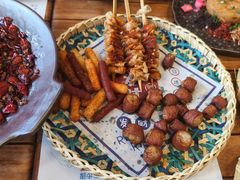 -包整·丝娃娃(一览甲秀楼风景店)