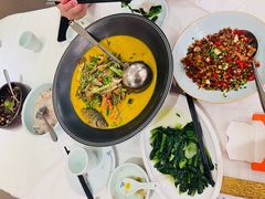-饭怕鱼·黄焖鲟龙鱼(湖大店)