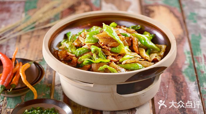 湘小叭辣椒·现炒黄牛肉(东平店)