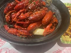 -肥肥虾庄·金牌油焖大虾(杨园滨江时代walk店)
