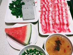 -小牛叔鲜切牛肉·火锅·烤肉自助(公济桥路店)
