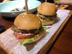 迷你汉堡-麦落精酿啤酒餐吧(先农大院店)