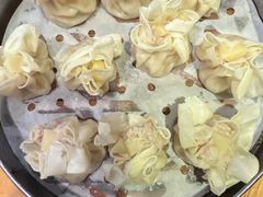 冬笋鲜肉烧麦-真真鲜馄饨店(启蒙路店)