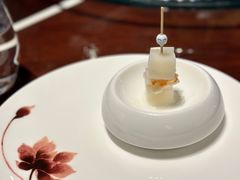 脆藕虾仁-杭州西子湖四季酒店·金沙厅