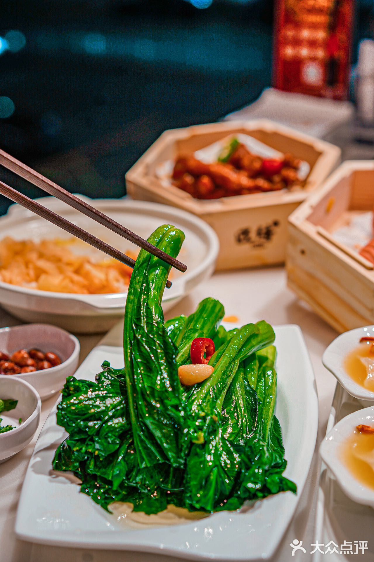 着实被他们家的菜品、茶点给诱惑到了，不仅味道好