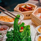 着实被他们家的菜品、茶点给诱惑到了，不仅味道好