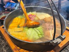 台南名物温体牛肉锅-老乾杯和牛烧肉(王府中环店)