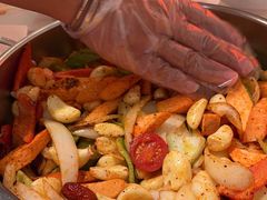 -黄记煌三汁焖锅(新佳丽江汉路店)