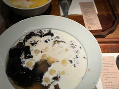 -RUXU入续糖水铺与包(卓悦中心店)