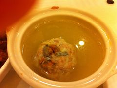 蟹粉狮子头-怡园饭店-餐厅(四望亭店)