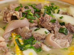 -龙巢盱眙龙虾·鸡煲·烧烤宵夜(坪洲店)