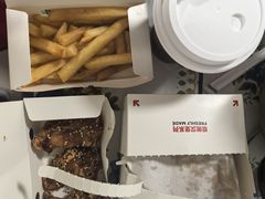 -必胜客(磁器口店)