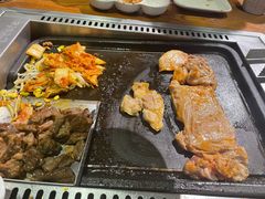-香猪坊(远洋未来店)