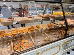 -85度C(生甜甜圈研究工坊·上海松江人民北路店)