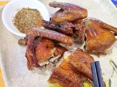 红烧乳鸽-老字号德记烧腊饭店·海鲜加工