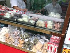 -上海虹口糕团(福州路店)