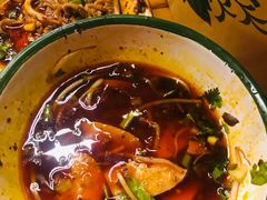 -拈签一笑黄牛肉辣卤串串