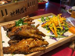 招牌地摊鸡爪-地摊风云龙虾烧烤铺(润和国际店)