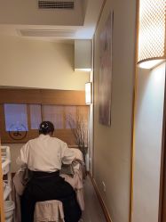 -宥莉·ULLY 痘敏肌•科技皮肤管理中心