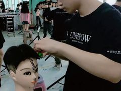 -首脑美容美发化妆美甲培训学校(长沙校区)
