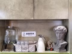 -六区宿舍咖啡店