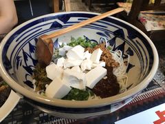 -蜗牛小馆醉乡民谣云南菜(惠新西里店)