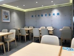 大堂-灵芝妹子海鲜米线(劳动公园店)