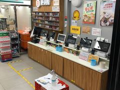 -便利蜂(新中关购物中心B1层店)