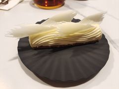 -潮一不贰·法式甜品·生日蛋糕·西式简餐(外滩店)