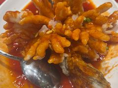 -王朝大酒店徐汇店-地面停车场