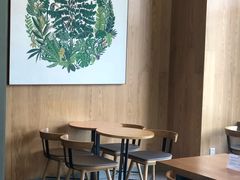 大堂-星巴克(昆山花桥商务城店)