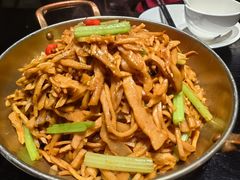 -简小舍·民间手艺菜(武昌江滩店)