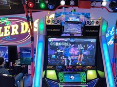 -不可思议减压馆·解压博物馆·摔碗发泄·团建定制