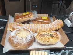 -皇冠幸福里动物奶油生日蛋糕(万达店)