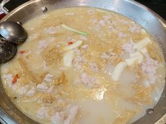 酸汤兔大锅-老来福·非遗酸汤兔(凯旋路店)