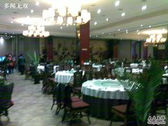 大堂-八府香鸭·啫啫煲(华山路店)