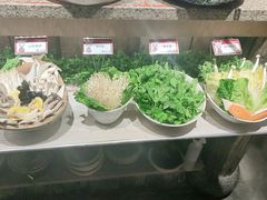 -野山舂·贵州现舂酸汤火锅(鸿通城店)