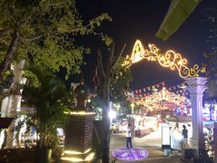 -拾光音乐餐酒吧(告庄星光夜市店)