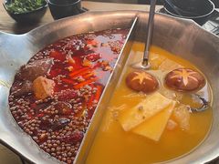 -湊湊火锅·茶憩(南京东路悦荟店)