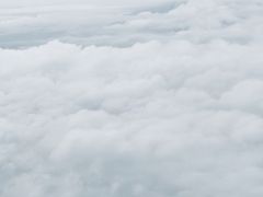 -东方航空(虹桥路店)