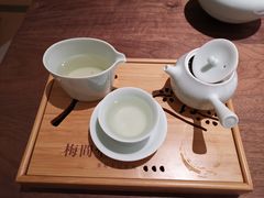 -梅间堂茶馆(绿地缤纷城店)