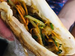 锅盔夹毛肚-小陈方酥锅盔(古城总店)
